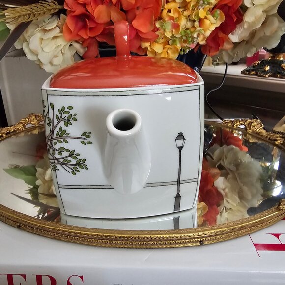 Vista Alegre Soul of Lisbon Tea Pot - Picture 6 of 8